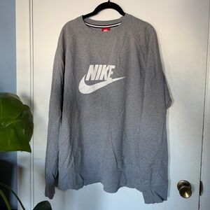 Nike Gray Long Sleeve Shirt